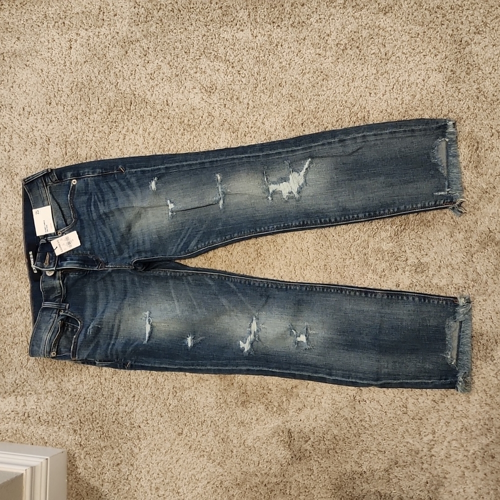 Express Skinny Ankle Mid Rise Distressed Jeans Size 2 Short BNWT